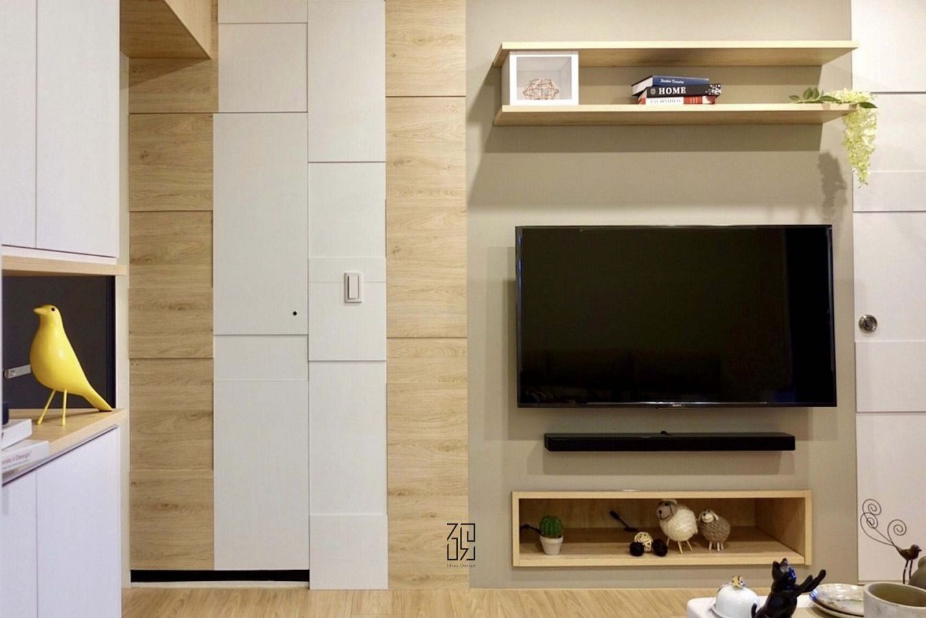 白色INS-電視牆設計